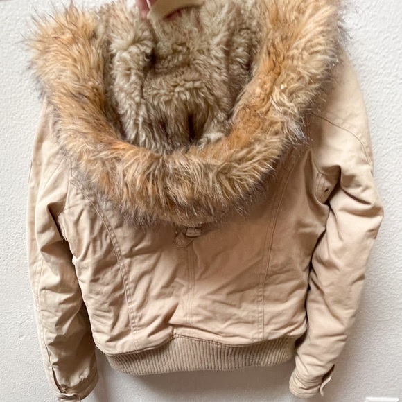 A&F Jacket - Picture 2 of 3